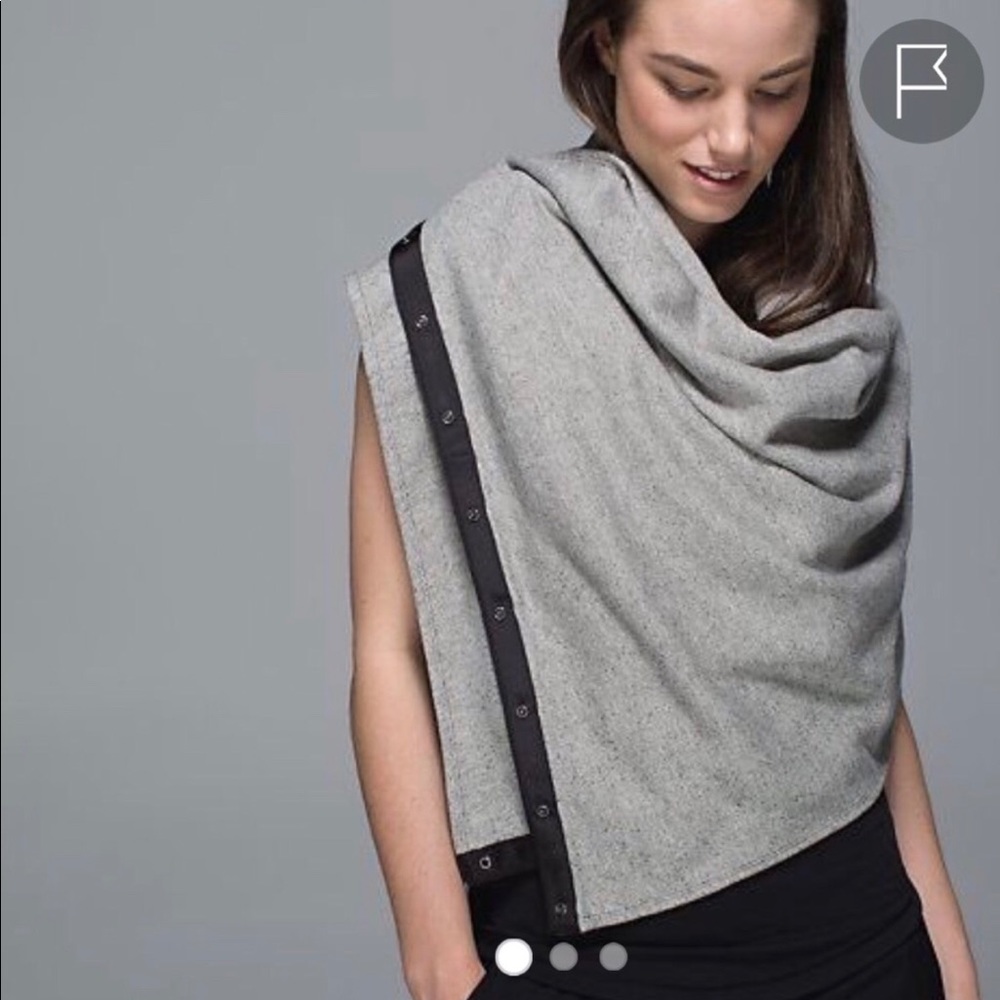 Lululemon Vinyasa Scarf 🧘‍♀️Rare material.